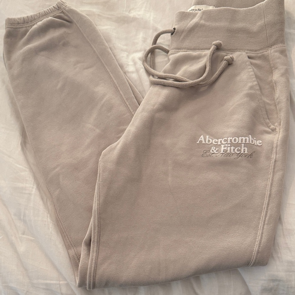 Abercrombie & Fitch Light Tan Joggers